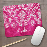 Tapis De Souris Motif de Damas de Grunge rose chaud Texte personna<br><div class="desc">Un motif vintage avec tableau de bord et dentelle. Regardez de près les fleurs et les feuilles.Un design tendance avec les couleurs de bijoux et l'élégance. Les éléments sont plus faciles à customiser lorsque vous remplacez tout le texte et les photos en premier. Si votre art doit encore être ajusté,...</div>