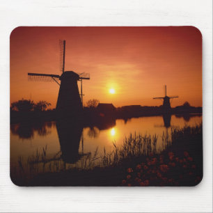 Tapis De Souris Moulins à vent au coucher du soleil, Kinderdijk, P
