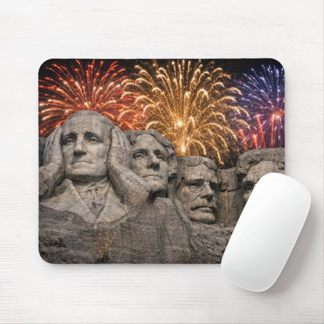 Tapis De Souris Mount Rushmore Humor with Fireworks (Avec souris)