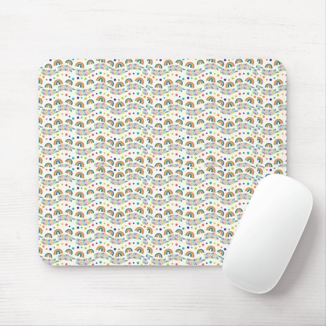 Tapis De Souris Mouse pad with a pattern of diverse smiley faces  (Avec souris)