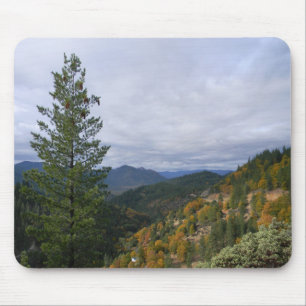 Tapis De Souris Nuages orageux avec Couleurs automnales sur les mo