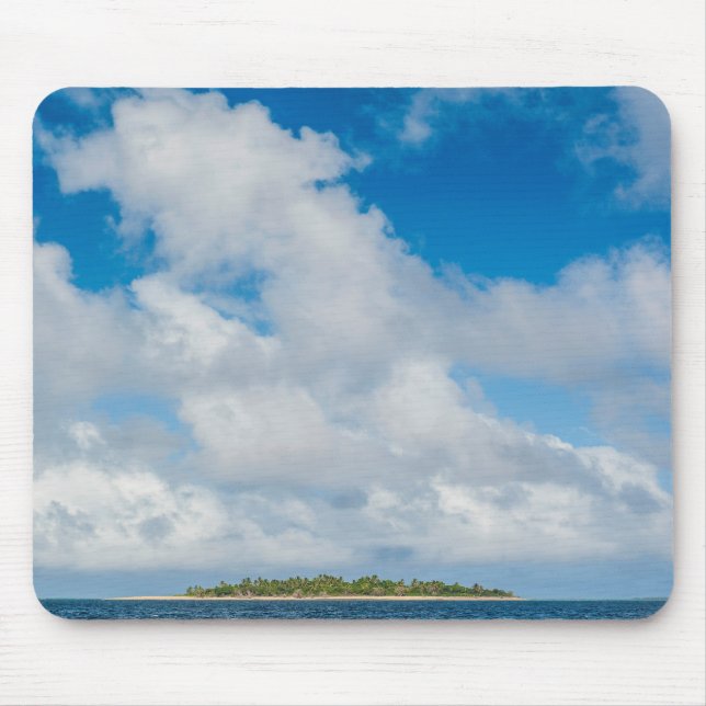 Tapis De Souris Nuages survolant une petite île (Devant)