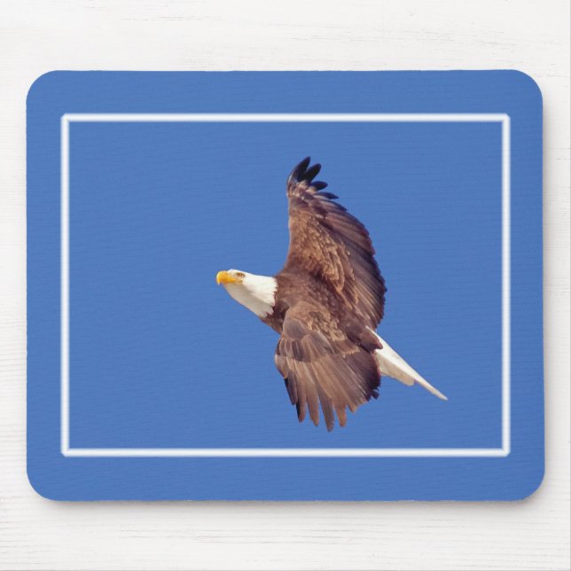 Tapis De Souris Oeil d'aigle chauve vers le ciel (Devant)