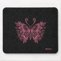 Papillon floral rose sur le noir