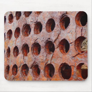 Tapis de souris perforé en métal rouillé