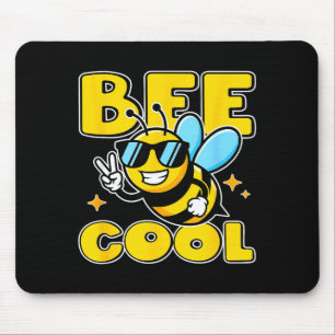 Tapis De Souris Personnage d'abeille à miel heureuse signe de paix