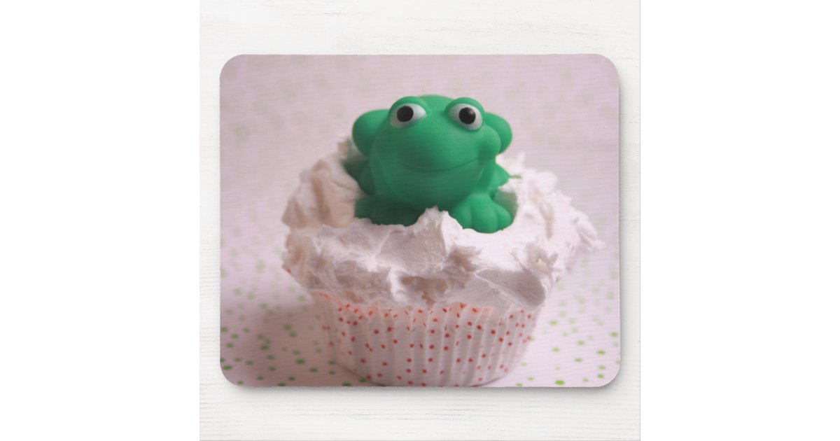 Tapis De Souris Petit Gateau De Grenouille Verte Zazzle Fr