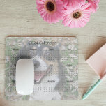 Tapis De Souris Photo Chien Personnalisé Cute Pet 2024 Calendrier<br><div class="desc">Cette belle photo personnalisée 2024 calendrier pavé souris dispose de votre photo de chien préférée sous une couverture blanche transparente. Cette image mensuelle du calendrier de votre petit vous rendra heureux chaque fois que vous regardez votre animal. Les semaines commencent par dimanche.</div>