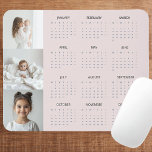 Tapis De Souris Photo de famille du calendrier Pastel Pink 2025 pe<br><div class="desc">Personnalisez votre espace de travail avec cette charmante souris rose pastel 2025 avec trois de vos photos de famille préférées. Combinant style et fonctionnalité, ce tapis de souris personnalisé présente un calendrier complet à côté de vos souvenirs chéris, en faisant un gardien unique et fonctionnel. L'arrière - plan rose pastel...</div>