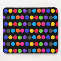 Pickleball coloré sur noir