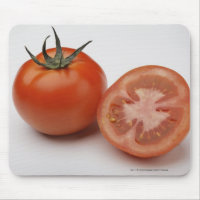 Plan rapproché de deux tomates