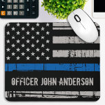 Tapis De Souris Policier de la Ligne Bleue Mince Personnalisé<br><div class="desc">Souris mince - Drapeau américain dans les couleurs du drapeau de la police, dessin affligeant . Personnaliser avec le nom de l'officier. Ce planificateur d'officier de police personnalisé est parfait pour les services de police. DROIT D'AUTEUR © 2020 Judy Burrows, Black Dog Art - Tous droits réservés. Policier de la...</div>