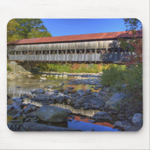 Tapis De Souris pont couvert d'Albany sur la rivière Swift, Blanc