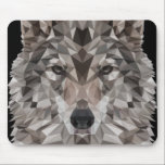 Tapis De Souris Portrait géométrique du loup gris<br><div class="desc">Ce loup géométrique regarde son défi. Un vrai alpha fidèle à son pack. Elle est dangereuse pour quiconque en dehors de son sac à loups. Le motif géométrique donne à cet animal sauvage et rugueux l'apparence d'un chien domestique, le meilleur ami de l'homme. Mais elle n'est pas apprivoisée, elle est...</div>