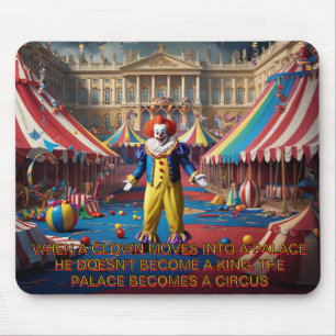 Tapis De Souris Quand Un Clown Se Déplace Dans Un Palais...
