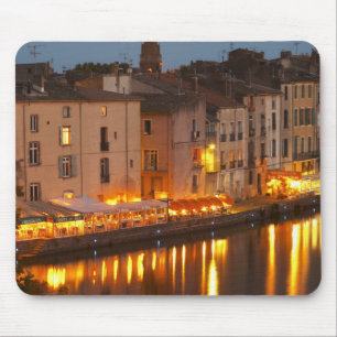 Tapis De Souris Restaurants le long de la rivière l'Hérault. L'Hér