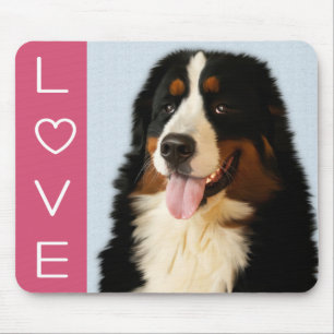 Tapis de souris rose pour chiot de montagne de Ber