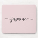 Tapis De Souris Rose Simple Blush Rose Personnalisé Monogramme Nom<br><div class="desc">Rose Blush Rose Simple Minimaliste Monogramme Nom Signature Script Personnalisé personnalisé sous-main. Ces conceptions présentant votre prénom dans un joli style de lettrage à main levée avec une typographie à queue en forme de paraphe sur un rose pastel clair ou un rose poussiéreux. Celles-ci sont faciles à personnaliser. Cadeau féminin...</div>