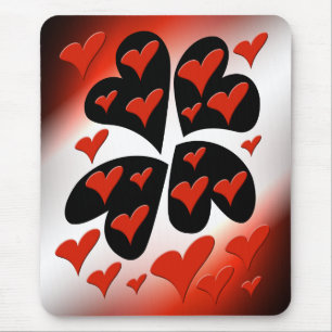 Tapis De Souris Rouge sur les coeurs noirs