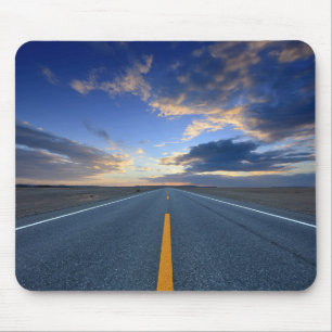 Tapis De Souris Route au jour de lever de soleil