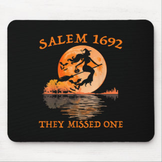 Tapis De Souris Salem 1692 Ils Ont Manqué Une Sorcière Riding Sall