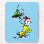 Tapis De Souris Sam Je Suis<br><div class="desc">Êtes-vous prêts à faire passer votre nostalgie à la vitesse supérieure et à apporter la magie ultime des histoires classiques directement dans votre vie quotidienne ? Dites bonjour à votre nouvelle obsession préférée ! Ce produit dérivé officiel de Dr Seuss présente l'emblématique et persistant Sam-I-Am servant fièrement cet inoubliable plat...</div>