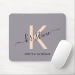 Tapis De Souris Script lavande rose moderne nom monogramme<br><div class="desc">Script lavande rose moderne monogramme nom pavé de souris</div>