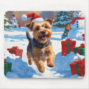 Tapis De Souris Skye Terrier courant dans la neige avec un chapeau