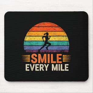 Tapis De Souris Sourire drôle à chaque mile Course coolue Dicton d