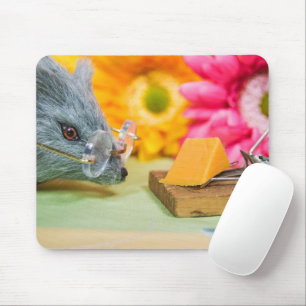 Tapis De Souris Souris avec verres et fromage