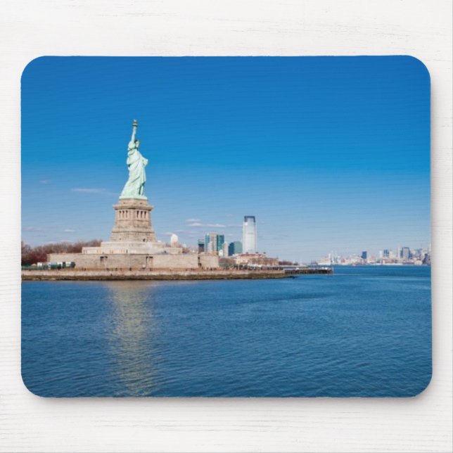 Tapis De Souris Statue de la liberté, du fleuve Hudson et de (Devant)