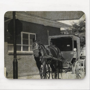 Tapis De Souris Stop for A Spell, Amish Horse at Stop Sign