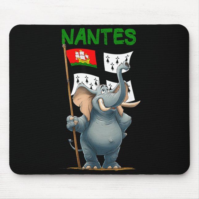 Tapis De Souris Superbe costume d'éléphant de Nantes avec drapeau (Devant)
