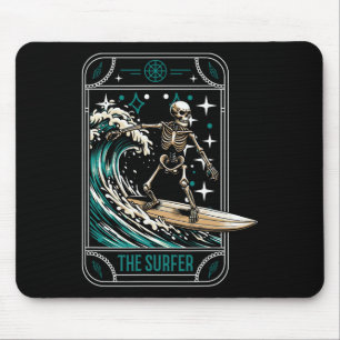 Tapis De Souris Surfeur faisant du surf sur une planche de surf -