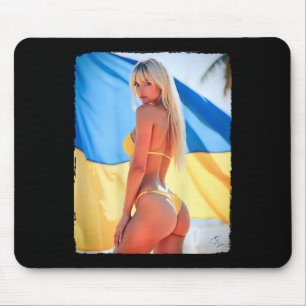 Tapis De Souris T Shirt Byck Print - Y Fille Blonde En Bikini Et U