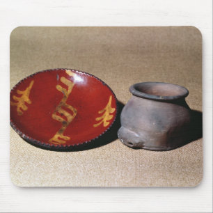 Tapis De Souris Tasse de Redware et plat, c.1780