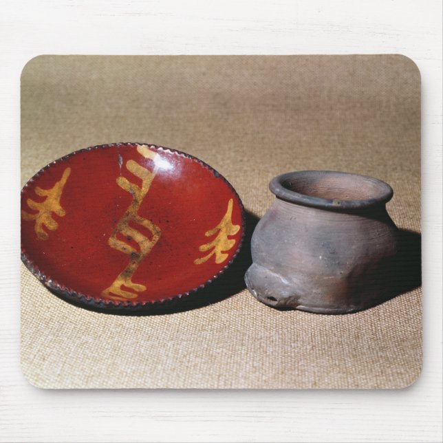 Tapis De Souris Tasse de Redware et plat, c.1780 (Devant)