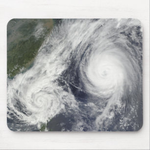 Tapis De Souris Tempête tropicale Parme et Super Typhoon Melor