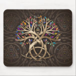 Tapis De Souris Triquetra Arbre de vie feuilles colorés<br><div class="desc">Arbre de vie - Yggdrasil avec l'ancien symbole du triquetra celtique - noeud de trinité.</div>