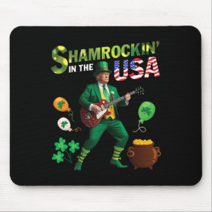 Tapis De Souris Trump Jouant De La Guitare Shamrockin Aux États-Un