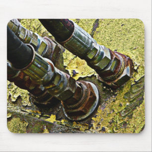 Tapis De Souris Tuyaux hydrauliques sur le vieux tracteur