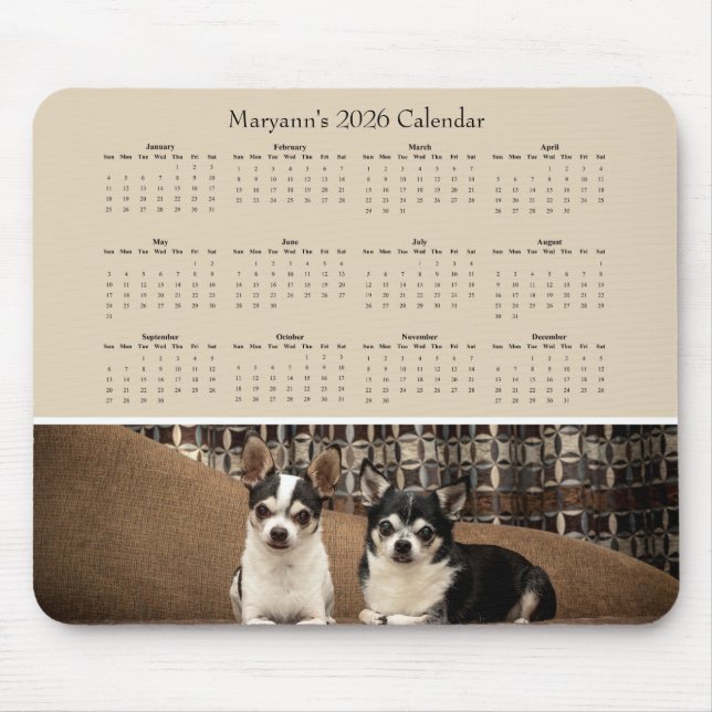 Tapis De Souris Two Adorable Chihuahuas on a Sofa – 2026 Calendar (Devant)