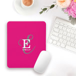 Tapis De Souris Typographie Monogramme Moderne Et Élégante Rose Ch<br><div class="desc">Avec une allure audacieuse, ce pavé de souris moderne a une belle représentation de votre nom et monogramme avec des sérifs classiques et une typographie de script plus ornée dans une disposition symétrique équilibrée. Les trois éléments se fondent dans une belle harmonie et créent votre propre logo de marque personnelle....</div>