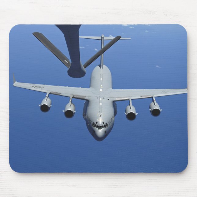 Tapis De Souris Un C-17 Globemaster III approche le boom (Devant)