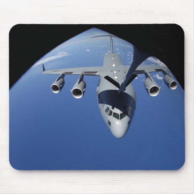 Tapis De Souris Un C-17 Globemaster III reçoit du carburant 2 (Devant)