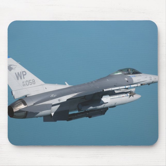 Tapis De Souris Un Faucon de combat F-16 en vol (Devant)