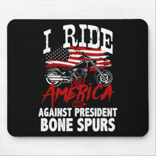 Tapis De Souris Un Vélo Anti-Trump Résiste Contre Le Président Bon