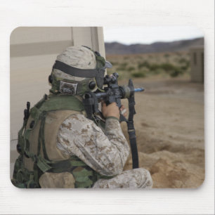 Tapis De Souris Une infanterie surveillent