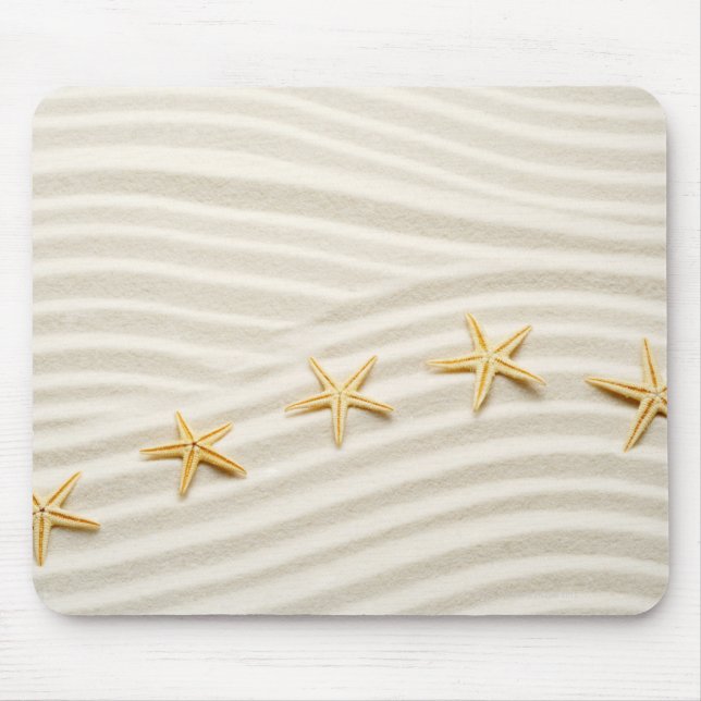 Tapis De Souris Une ligne droite d'étoiles de mer (Devant)
