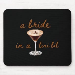 Tapis De Souris Une mariée dans un style de café Tini Bit